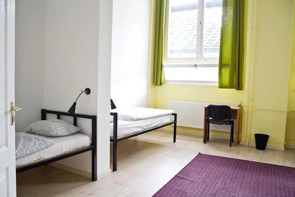 Visit Hostel Budapest